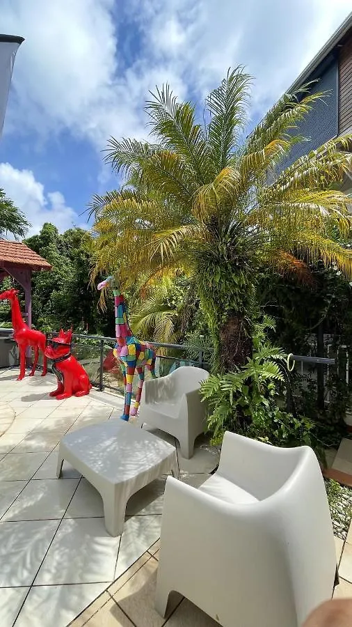 Maison Charmante Avec Piscine Et Spa A Fort-De-France