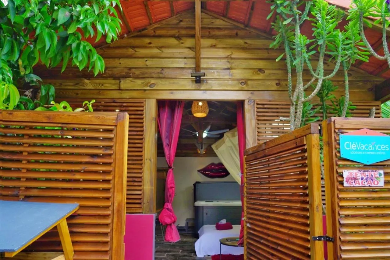 Maison Charmante Avec Piscine Et Spa A Fort-De-France Martinique